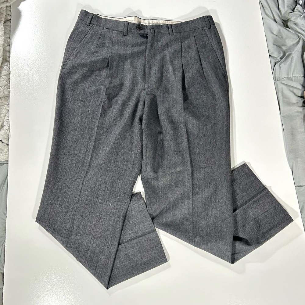 Ermenegildo Zegna Pleated Gray Dress Pants Mens 36x30 Wool No Back Button